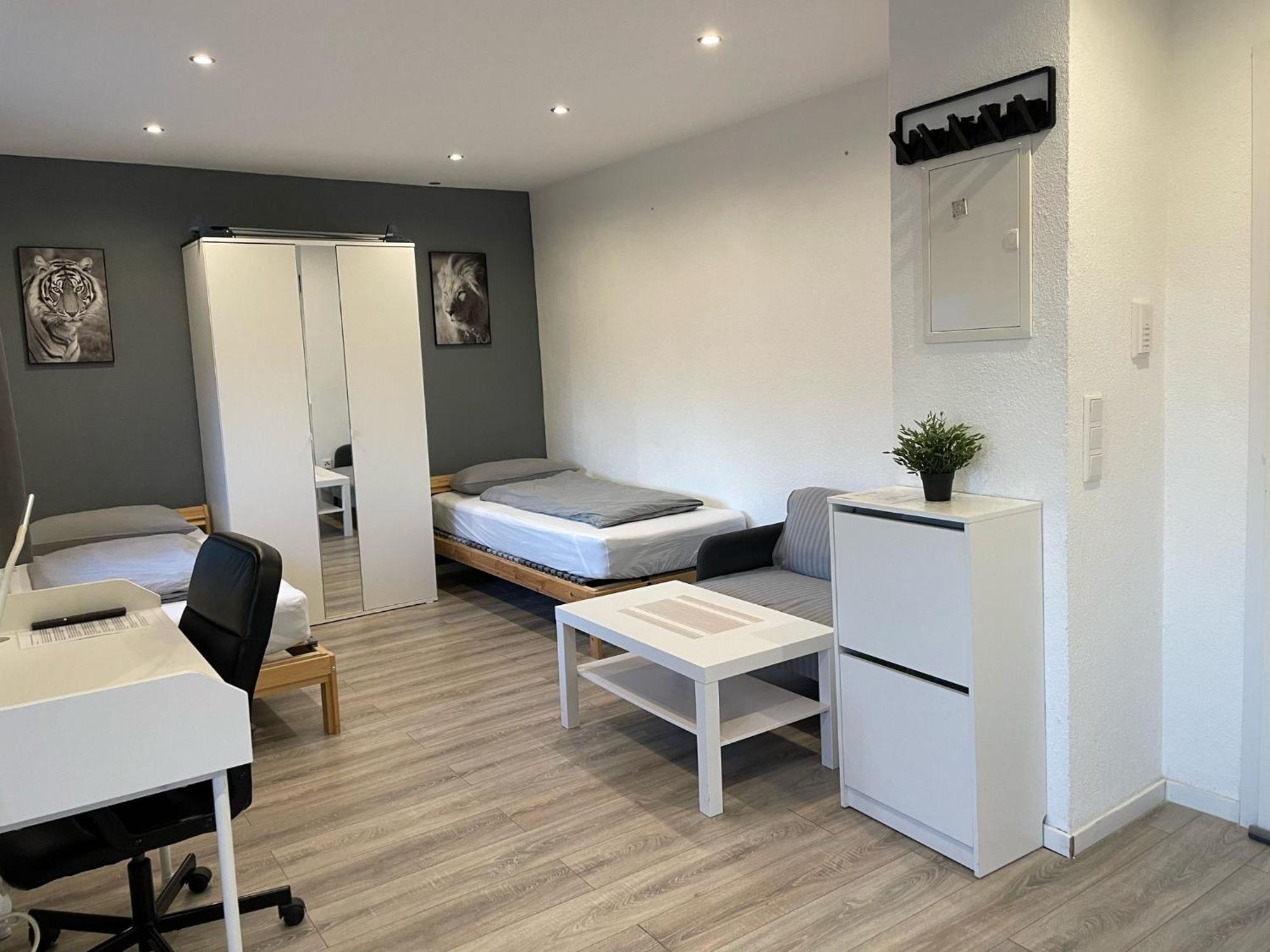 Sleep & Go Deluxe 1 Naehe Duesseldorf Apartment